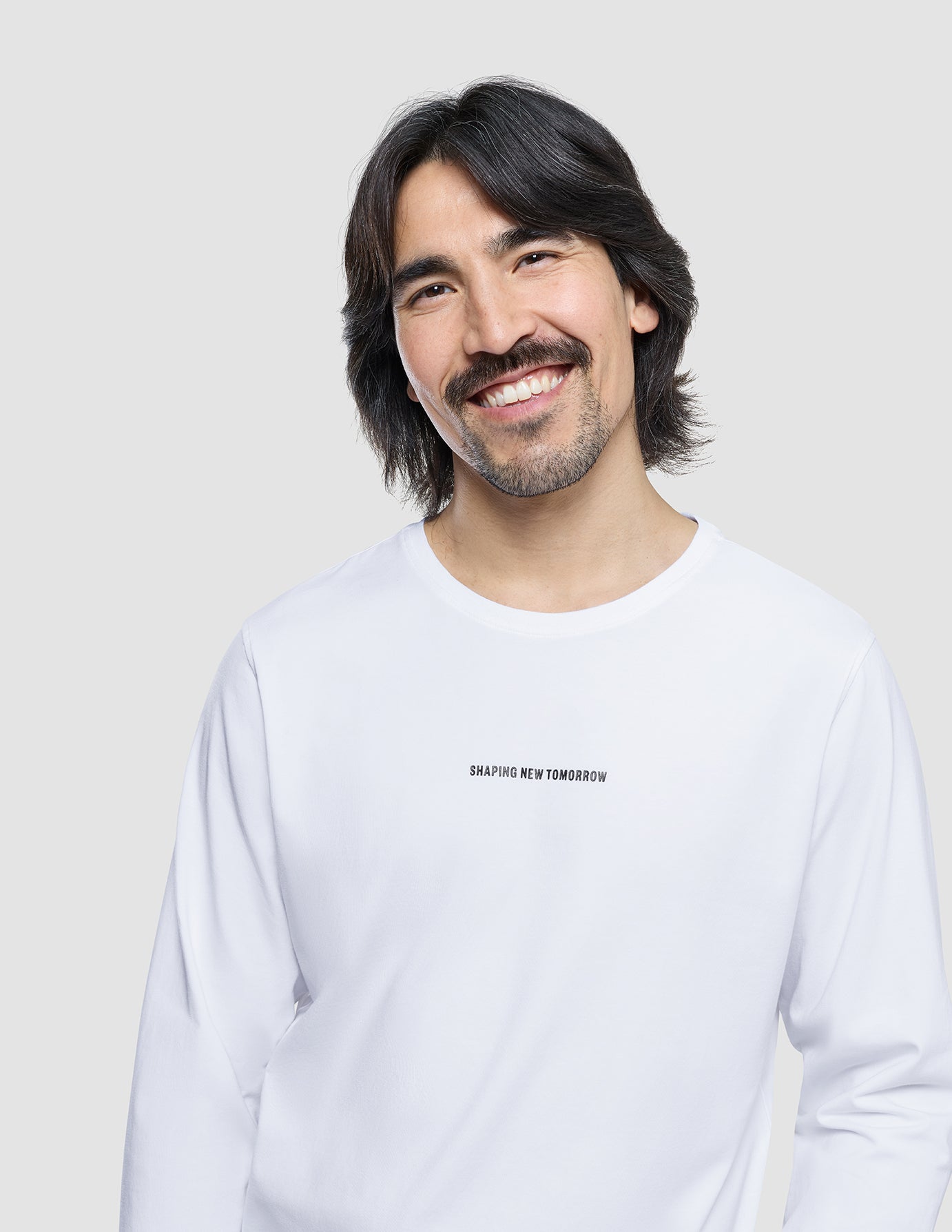 Supima Autograph Long-Sleeved T-Shirt White